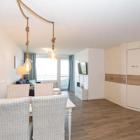 Lord Nelson 602 Apartment *